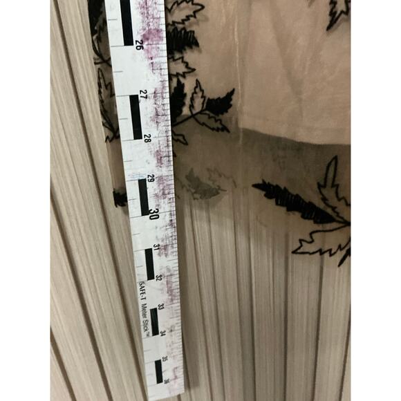 Embroidered Tulle Midi Skirt Beige with Black Leaf Detail Size XL - Picture 5 of 6